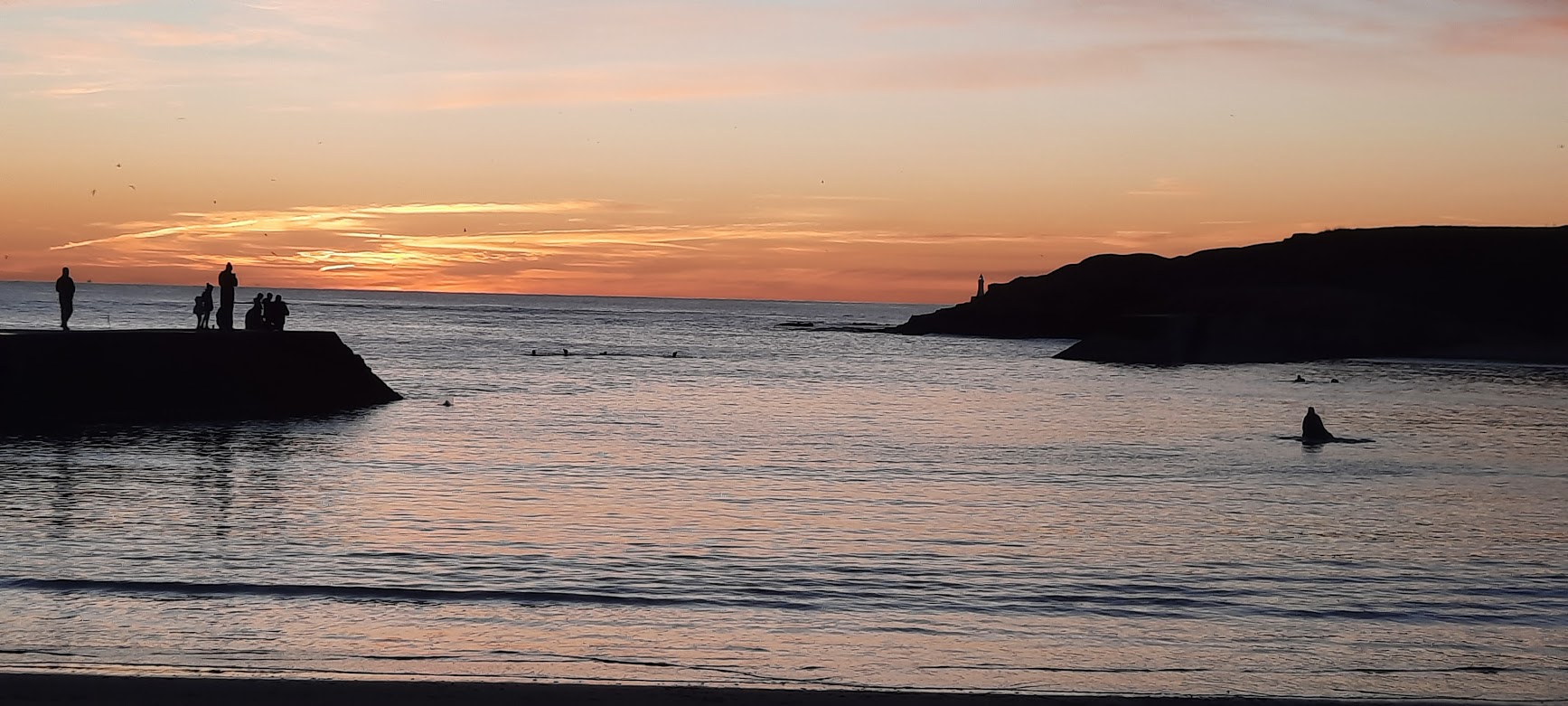 Photo of sunrise at Cullercoats Bay